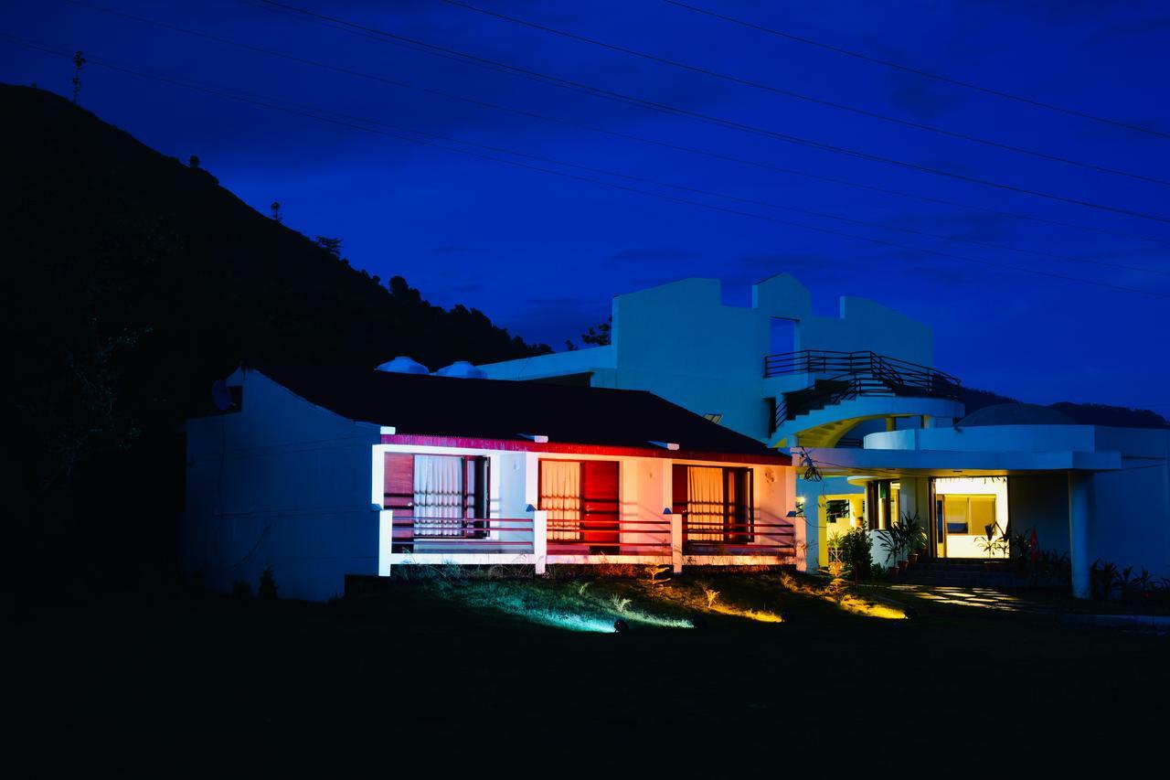 The Palm Resort-Luxuria Nainital Εξωτερικό φωτογραφία