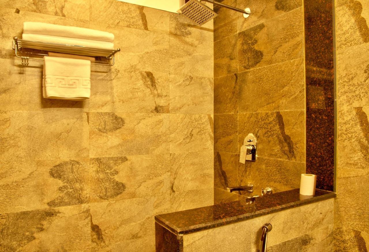 The Palm Resort-Luxuria Nainital Εξωτερικό φωτογραφία