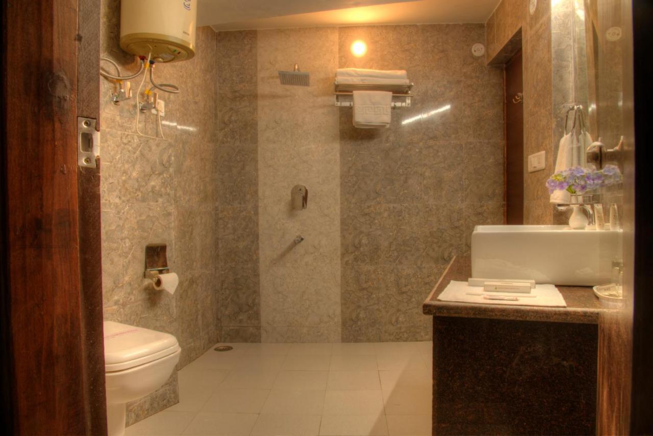 The Palm Resort-Luxuria Nainital Εξωτερικό φωτογραφία