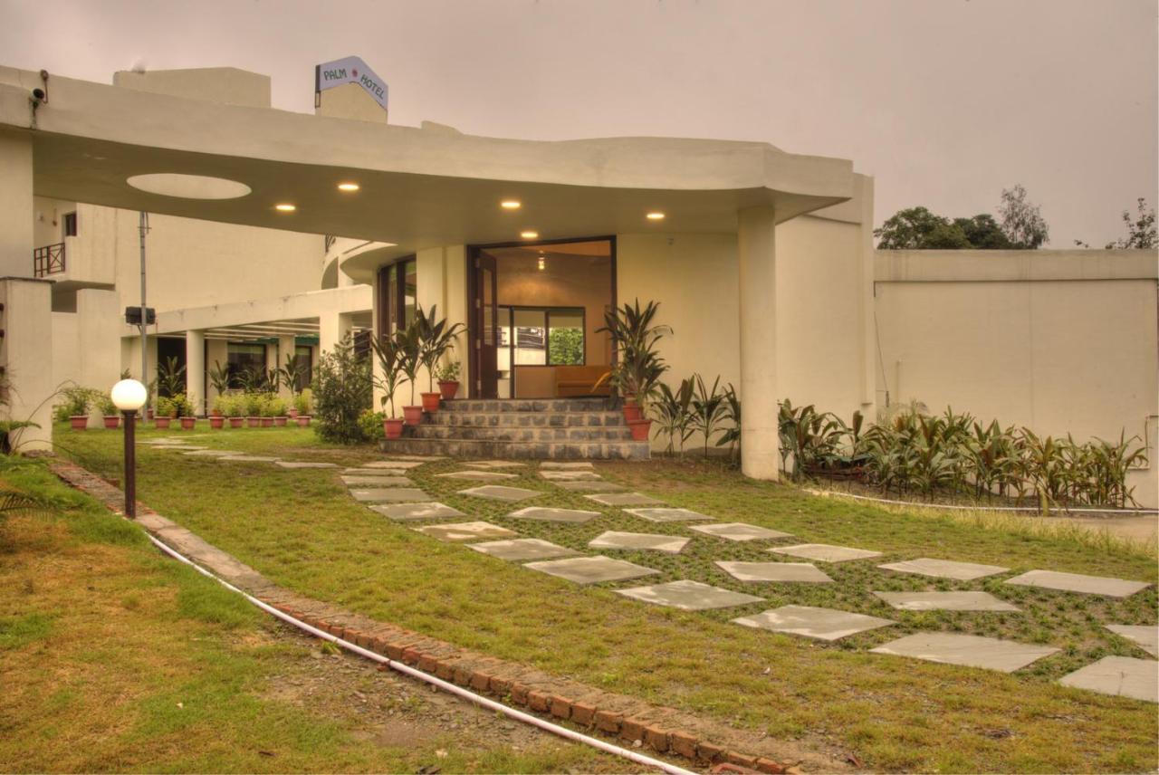 The Palm Resort-Luxuria Nainital Εξωτερικό φωτογραφία